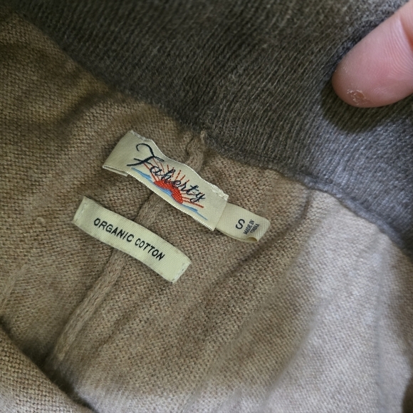 Faherty fireside Surf Stripe Surf Sweater Jogger Pants Small Cotton Cashmere Tan - Picture 7 of 8